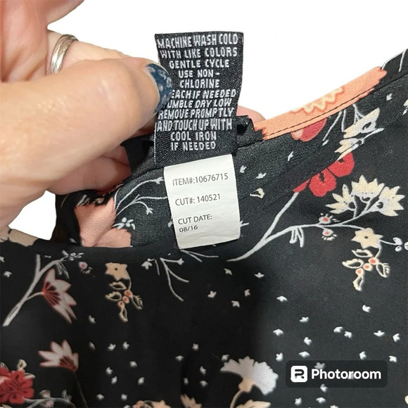 TORRID ~ Bundle of Two Business Casual Tops Floral Boho Lace Super Soft Knits - Picture 5 of 16